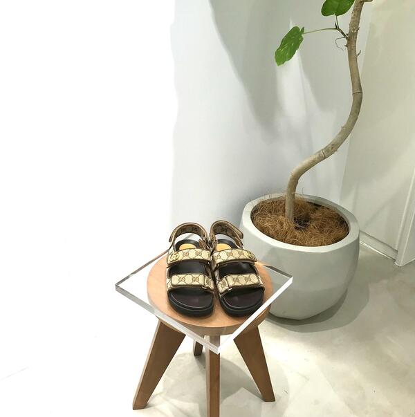 GUCCIサンダル