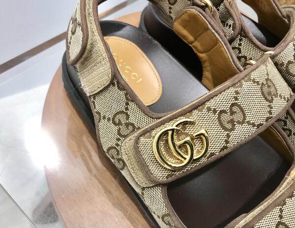 GUCCIサンダル
