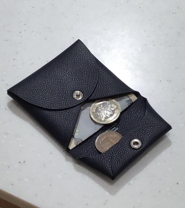 HERMESコインケース