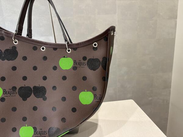 COMME des GARCONS