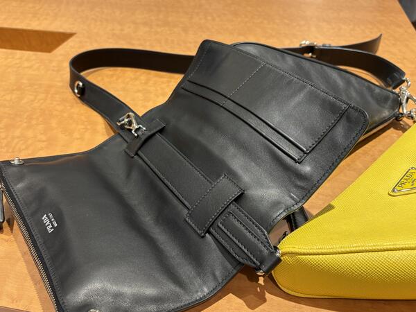 PRADA,ショルダーバッグ