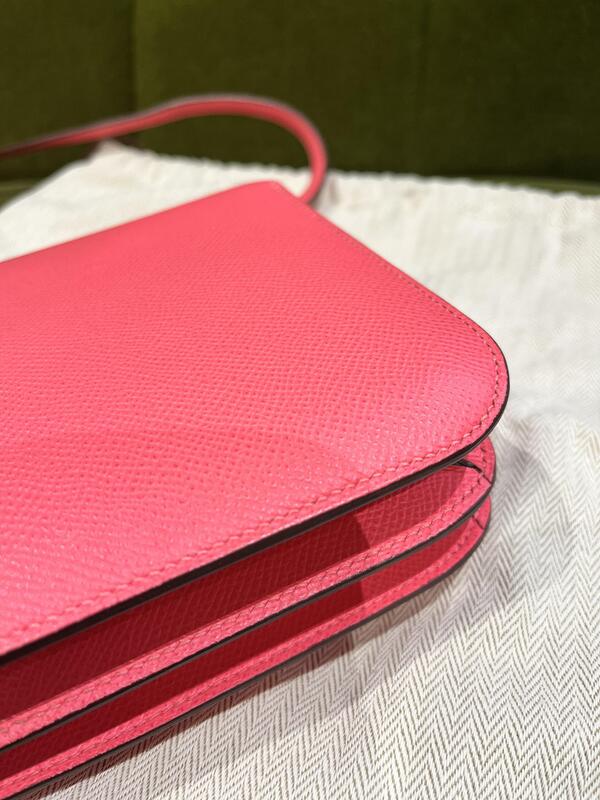 コンスタンスミニ