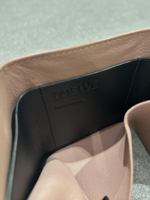 LOEWE 財布
