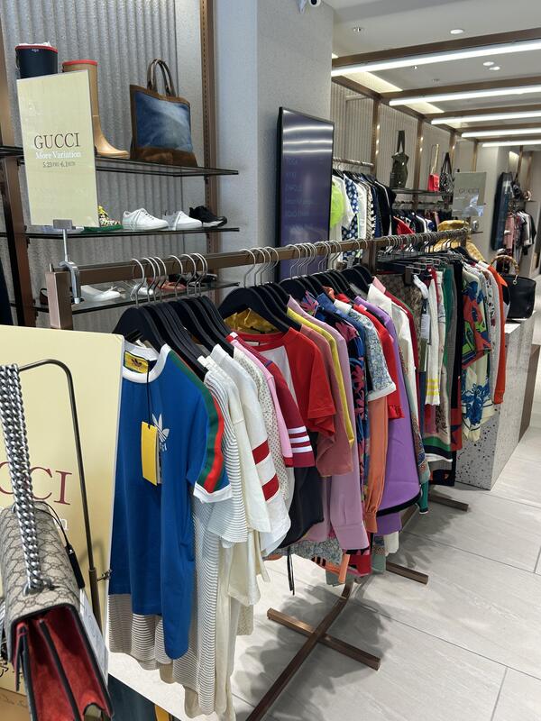 gucci ポップアップ