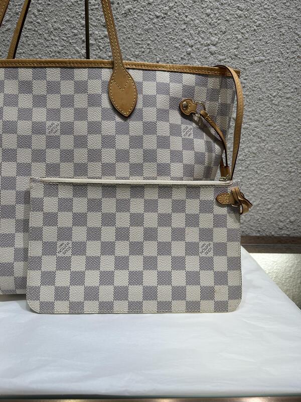 LOUIS VUITTON　ネヴァーフル
