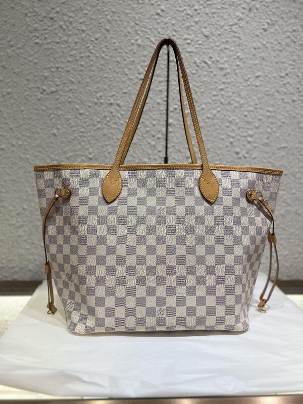LOUIS VUITTON　ネヴァーフル