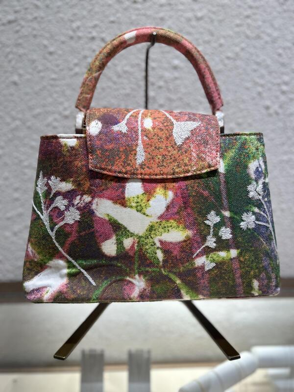 LOUIS VUITTON　カプシーヌ