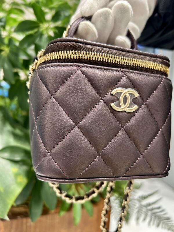 CHANEL　バニティバッグ