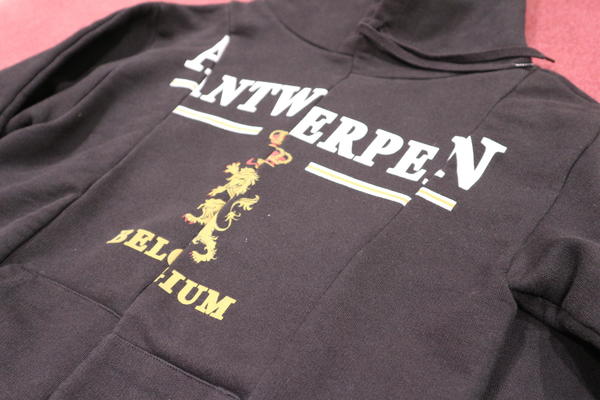 VETEMENTS Tシャツ