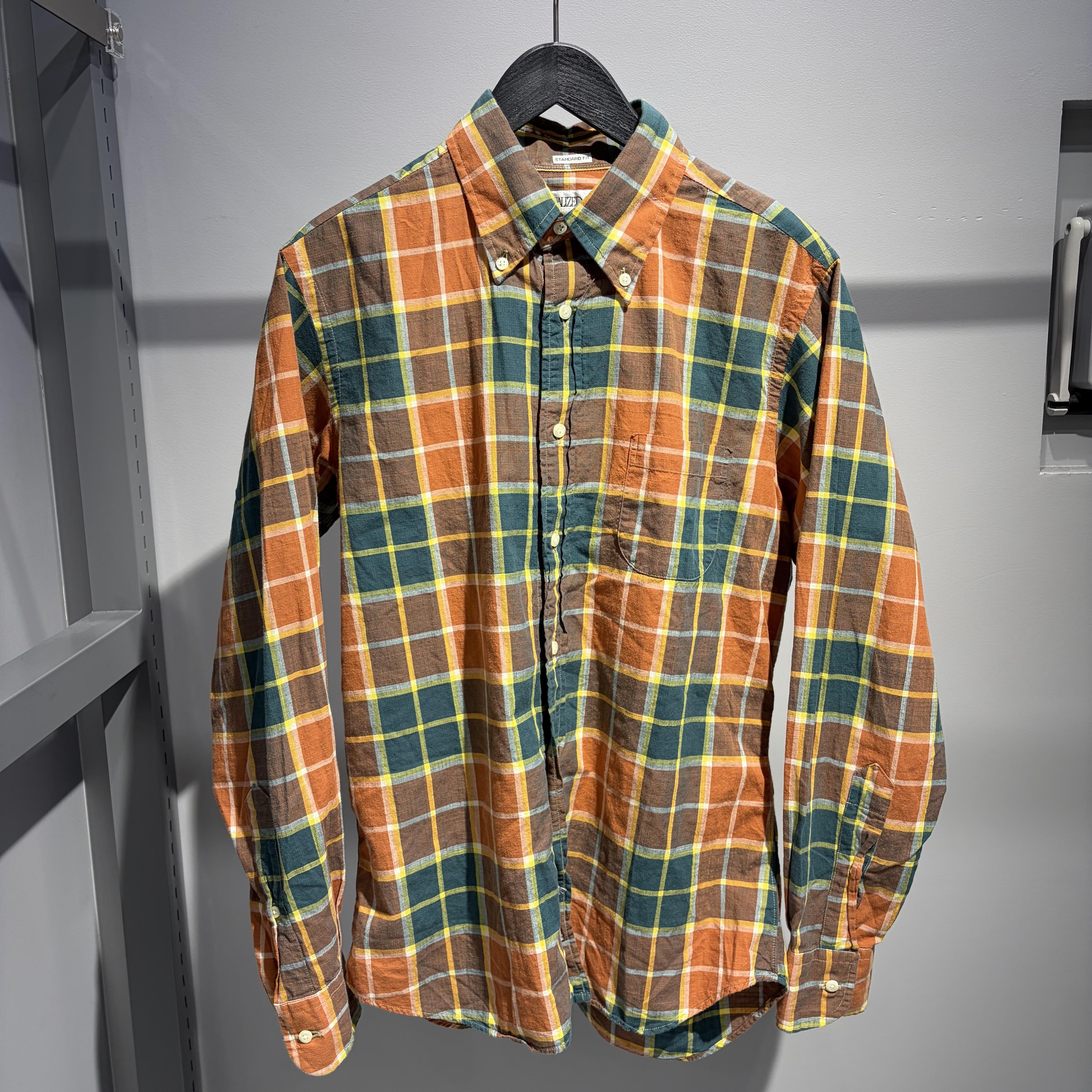 インディヴィジュアライズドシャツ シャツ