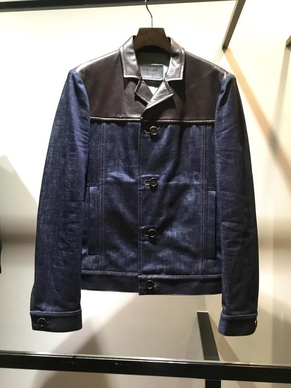 PRADA　ブルゾン