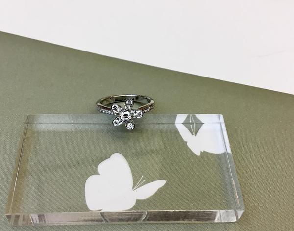 Van Cleef&Arpels アクセサリー