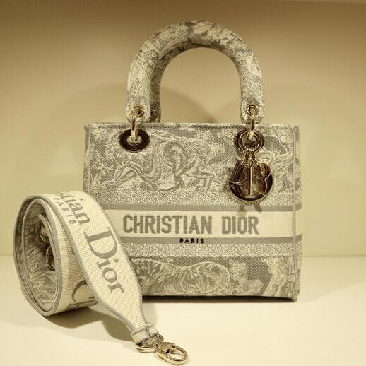 Christian Dior(クリスチャンディオール)の古着・中古通販 | 【公式