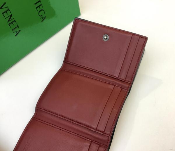 Bottega Veneta財布