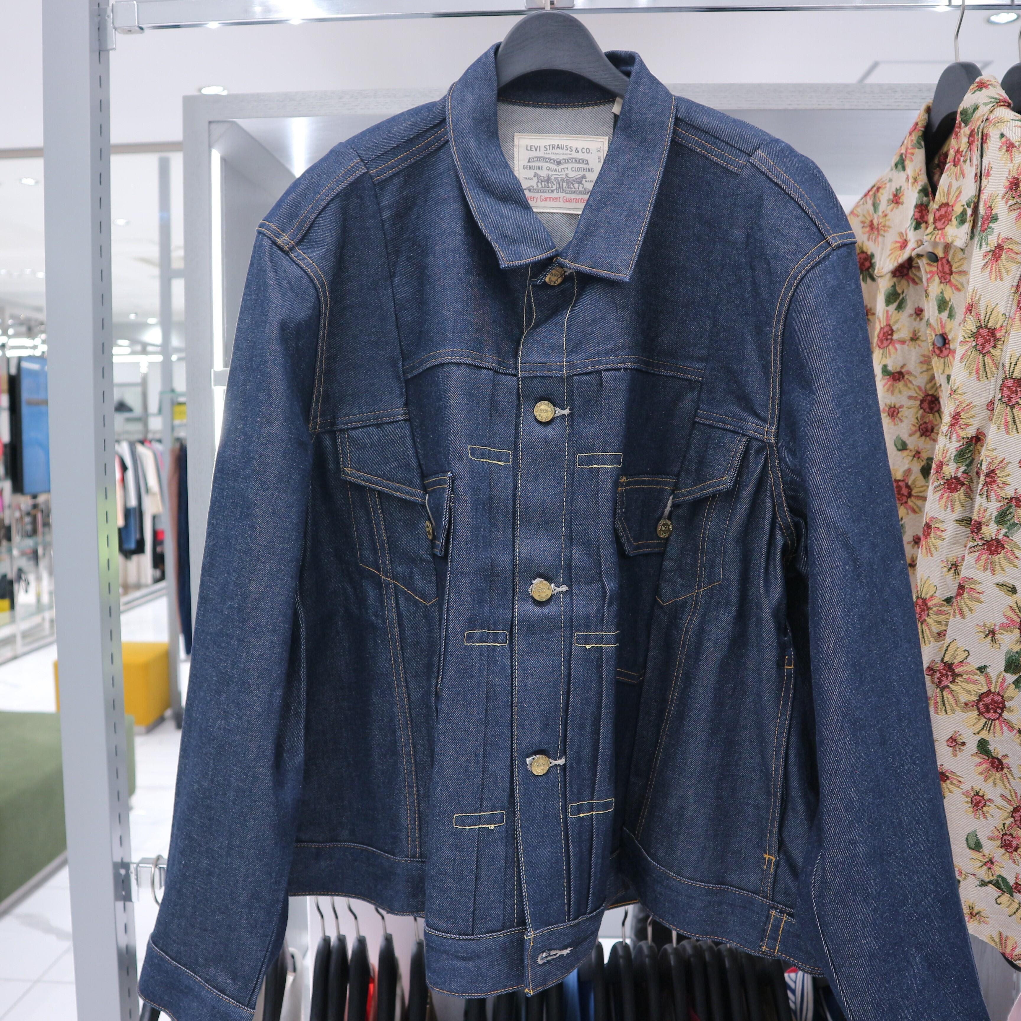 【sacai】再構築されるデニム　伝統と革新の融合