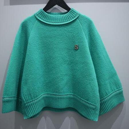 【sacai】着こなし自在なエメラルドグリーンニット