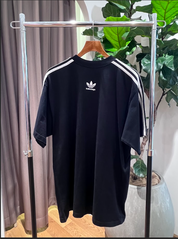 adidas 1枚コメント 2025-03-17 142042.png