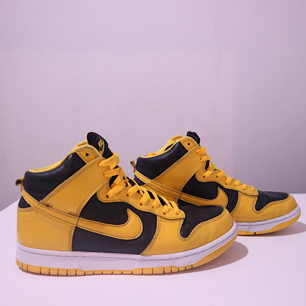 NIKE DUNK