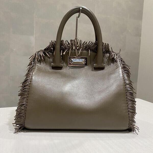 【Max Mara】大人の秋スタイルに効くフリンジアクセント