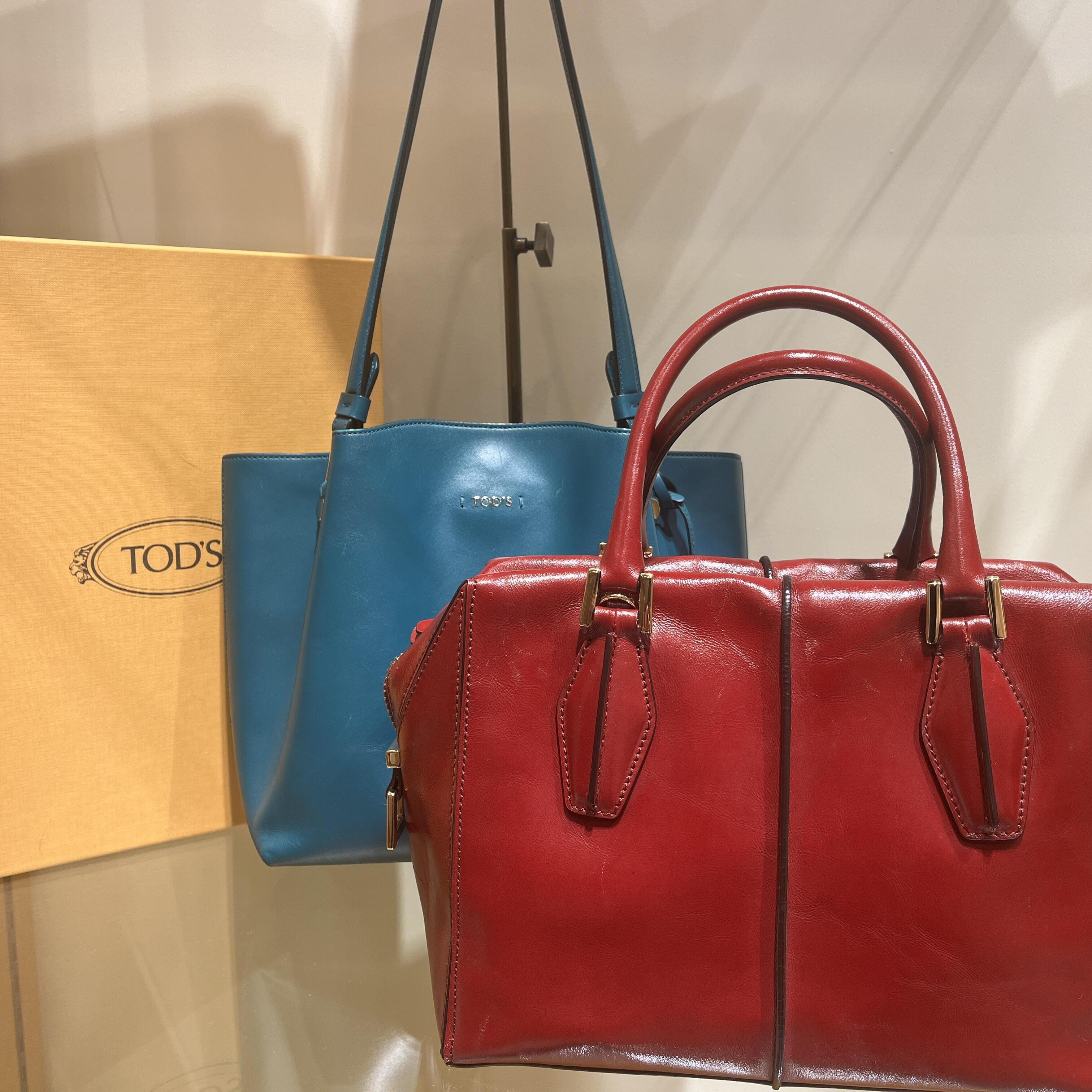 【TOD'S】GWはエレガントなカラーバッグで