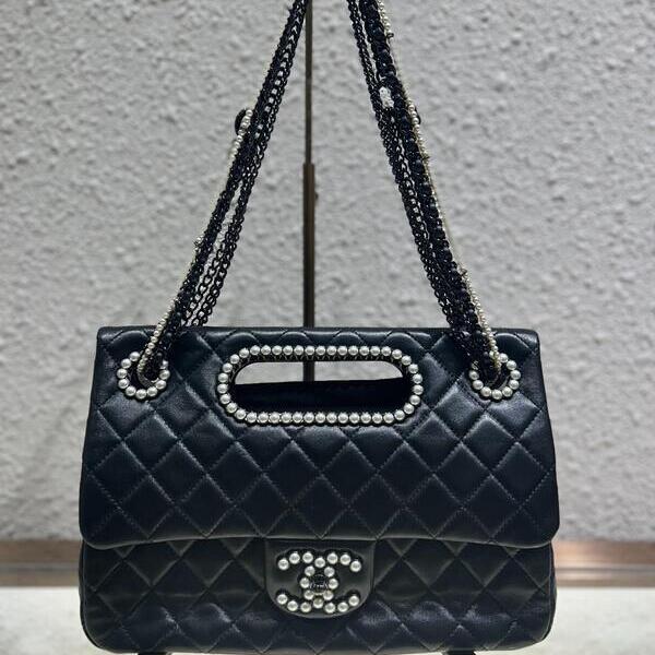 【CHANEL】パールチェーンショルダーバッグ