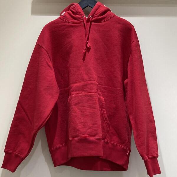 【Supreme】ストリートの王道、レッドパーカー