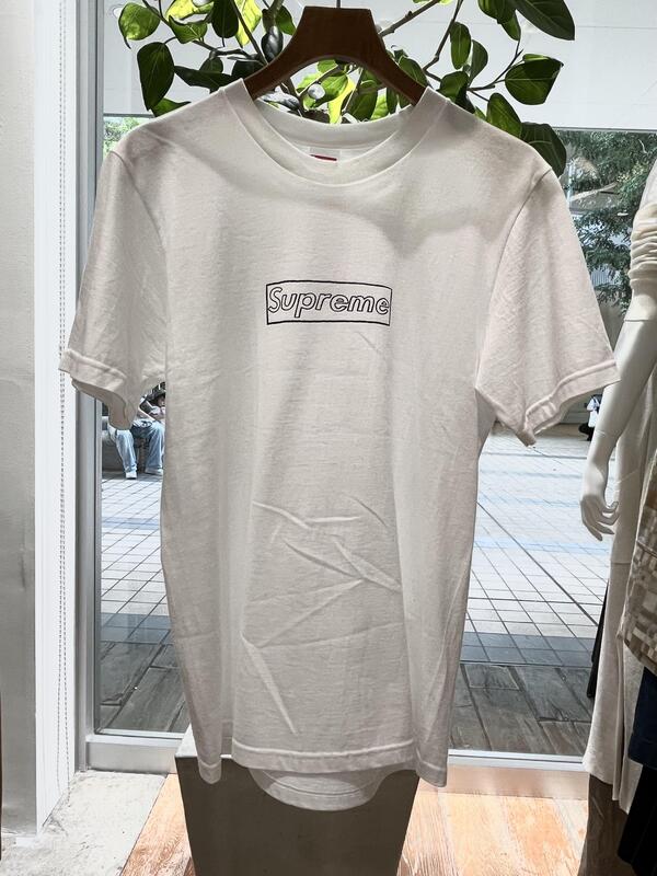 Supreme Tシャツ