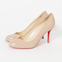 BUYER'S VOICE BUYER'S VOICE / Christian Louboutin“女性を美しく演出するパンプス”