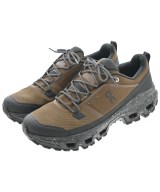 BEAMS スニーカー