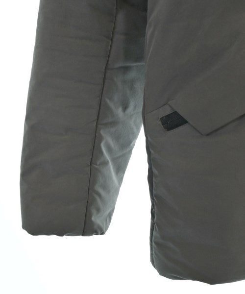 EDIFICE（エディフィス）ダウンジャケット/ダウンベスト グレー サイズ:M メンズ/2200656716098