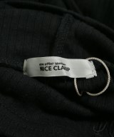 NICE CLAUP（ナイス　クラップ）Tシャツ・カットソー 黒 サイズ:F レディース/2200628999139