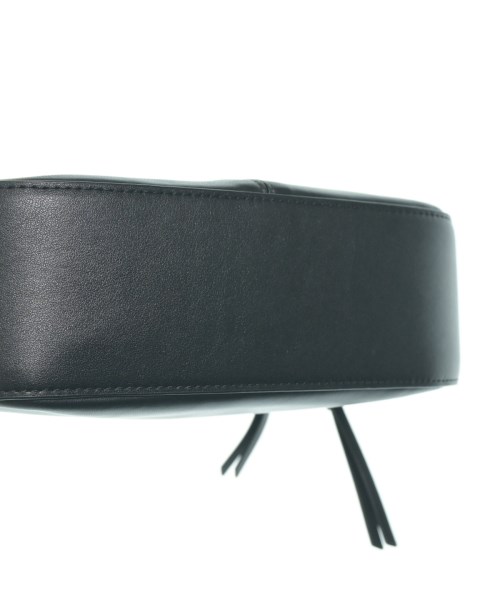 Y'saccs（イザック）ショルダーバッグ 黒 サイズ:- レディース/2200670226030