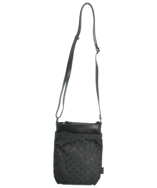 Y'saccs(イザック)ショルダーバッグ 黒 サイズ:-/2200673425119