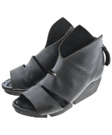 trippen サンダル