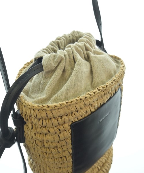 DRESSTERIOR（ドレステリア）ショルダーバッグ ベージュ サイズ:- レディース/2200654268209