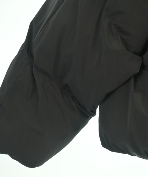 DIESEL（ディーゼル）ダウンジャケット/ダウンベスト 黒 サイズ:44(S位) メンズ/2200640289010