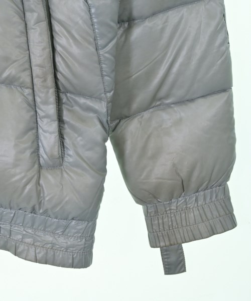 DIESEL（ディーゼル）ダウンジャケット/ダウンベスト グレー サイズ:S メンズ/2200643893016