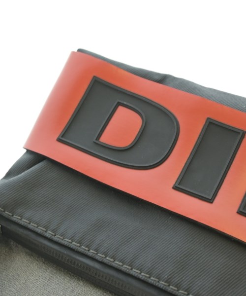 DIESEL（ディーゼル）クラッチバッグ グレー サイズ:- メンズ/2200672773143