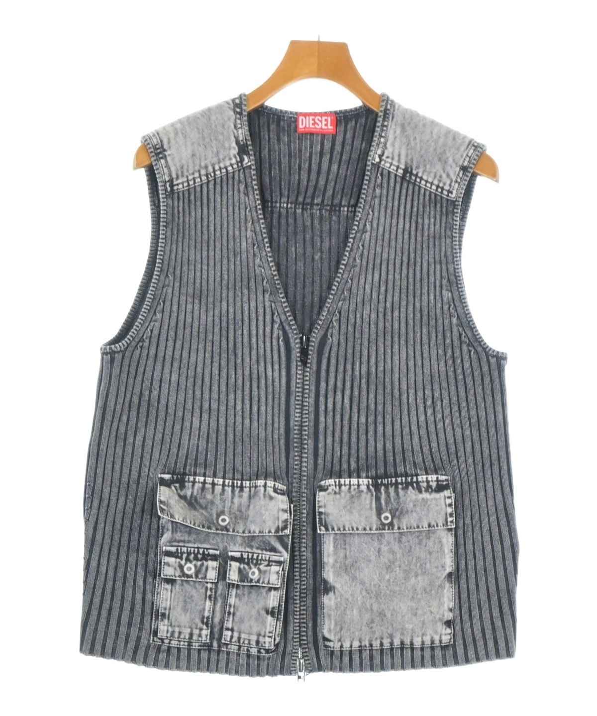 DIESEL（ディーゼル）ベスト グレー サイズ:S メンズ/2200685855157