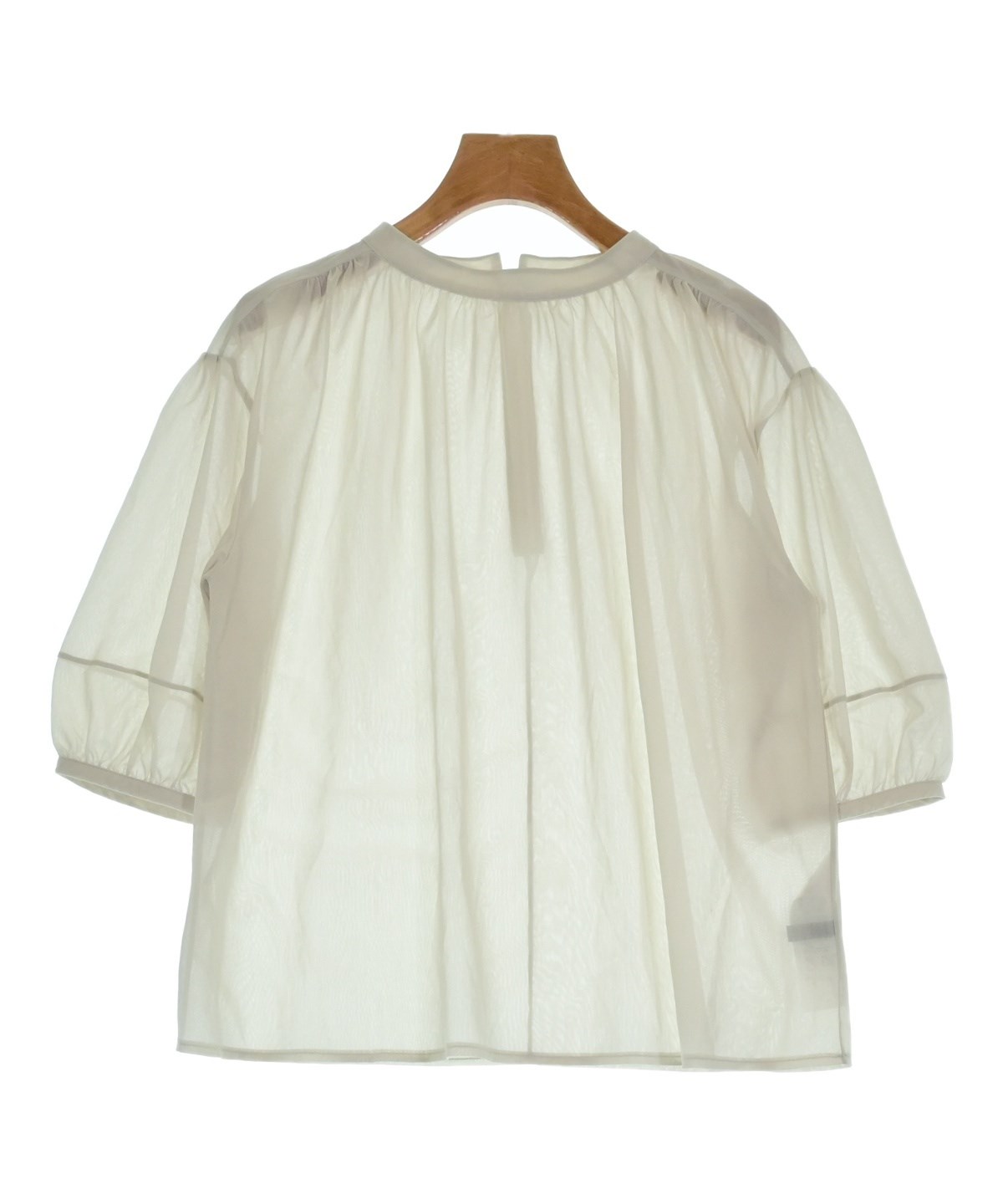 23区（ニジューサンク）ブラウス ベージュ サイズ:32(XXS位