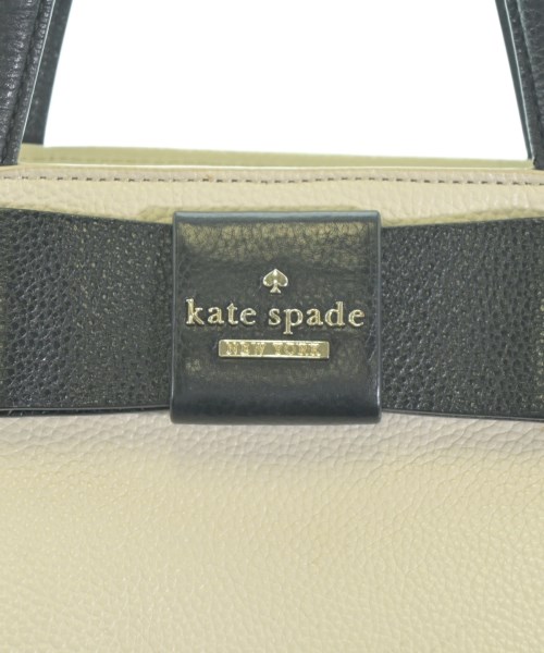kate spade new york（ケイトスペードニューヨーク）ショルダーバッグ 白 サイズ:- レディース/2200662247371
