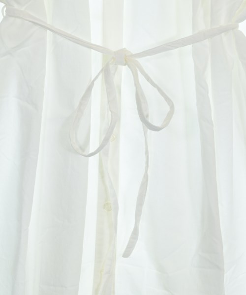 LOWRYS FARM（ローリーズファーム）カジュアルシャツ 白 サイズ:F レディース/2200638837087