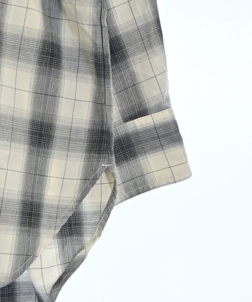 LOWRYS FARM（ローリーズファーム）カジュアルシャツ 白 サイズ:F レディース/2200649468089