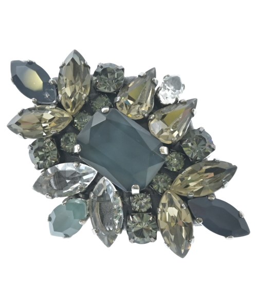 rada(ラダ)のブローチ・コサージュ サイズ:- 2,400円