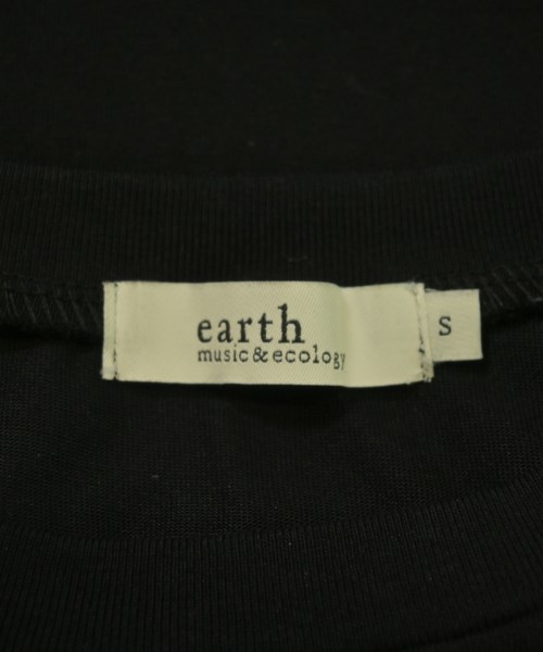 EARTH MUSIC&ECOLOGY（アースミュージックアンドエコロジー）Tシャツ・カットソー 黒 サイズ:S レディース/2200622154107