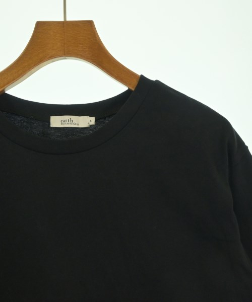 EARTH MUSIC&ECOLOGY（アースミュージックアンドエコロジー）Tシャツ・カットソー 黒 サイズ:S レディース/2200622154107
