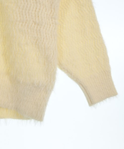 EARTH MUSIC&ECOLOGY（アースミュージックアンドエコロジー）ニット・セーター 白 サイズ:F レディース/2200641425059