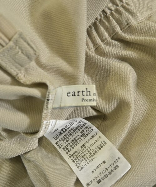 EARTH MUSIC&ECOLOGY（アースミュージックアンドエコロジー）ロング・マキシ丈スカート ベージュ サイズ:S レディース/2200625370078