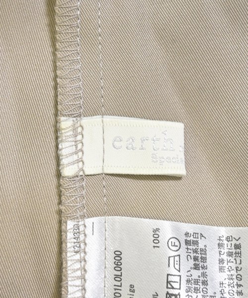 EARTH MUSIC&ECOLOGY（アースミュージックアンドエコロジー）ひざ丈スカート ベージュ サイズ:F レディース/2200618810086