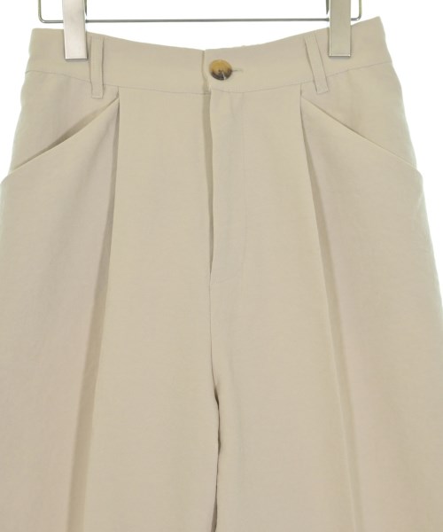 EARTH MUSIC&ECOLOGY（アースミュージックアンドエコロジー）その他 ベージュ サイズ:M レディース/2200672588044